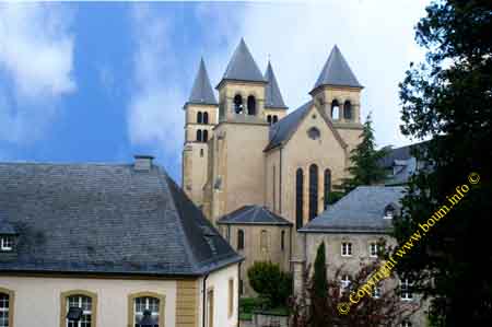 20050604-0040-journee cremants luxembourg echternach eglise saints pierre et paul