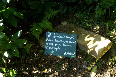 20070419 0028 jardins hommage jacques prevert saint germain vaux